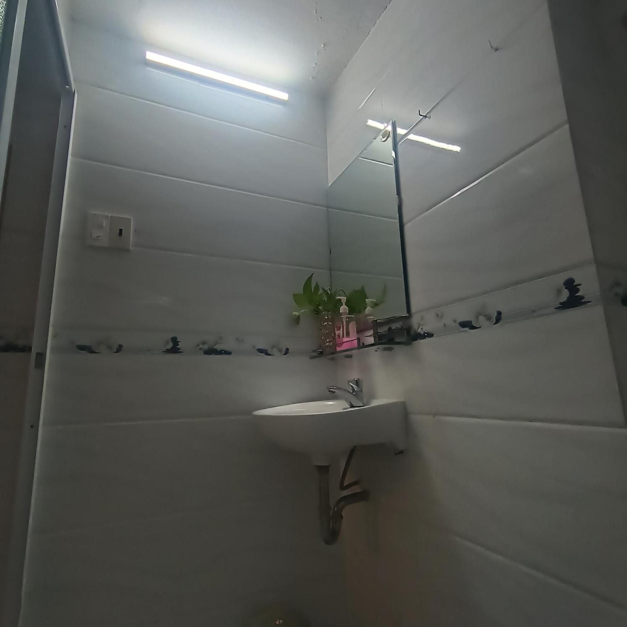 138 Lily'S House In City Center With Multi Rooms, Multi Prices Хошимин Экстерьер фото
